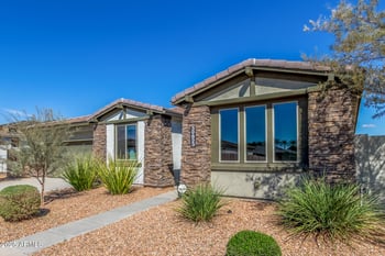 39823 Collins Ln, San Tan Valley, AZ 85140