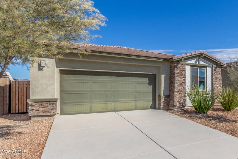 39823 Collins Ln, San Tan Valley, AZ 85140