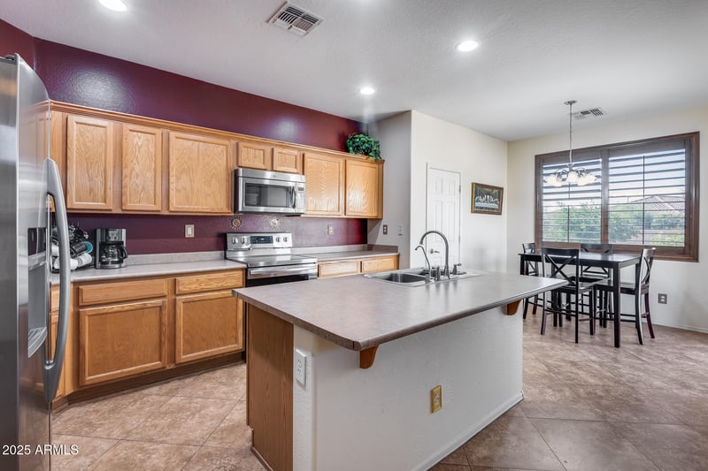 39826 Mill Creek Ct, Anthem, AZ 85086