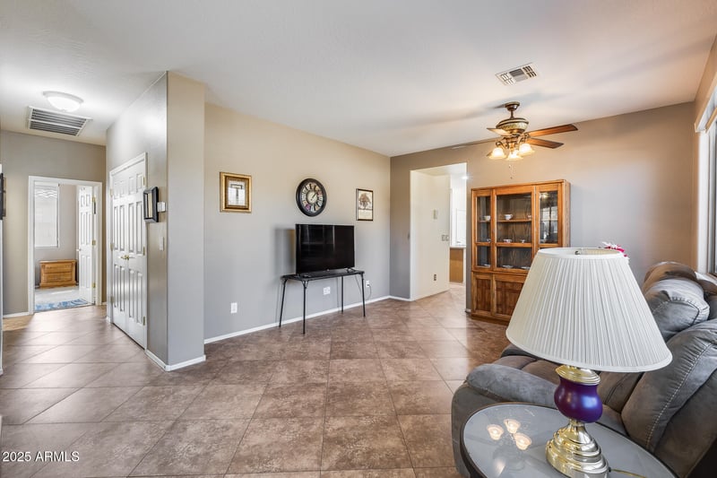 39826 Mill Creek Ct, Anthem, AZ 85086