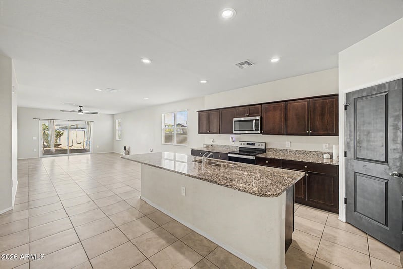 3983 S 243rd Dr, Buckeye, AZ 85326