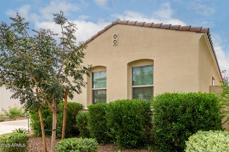 3983 Serpentine Dr, San Tan Valley, AZ 85144