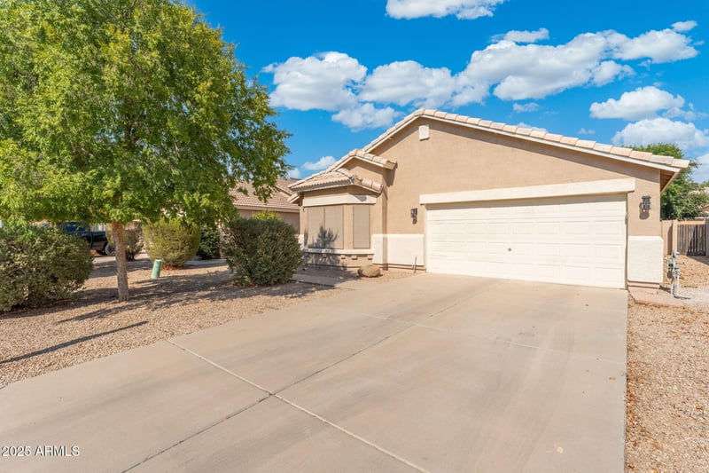 39837 Manetti St, San Tan Valley, AZ 85140