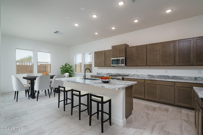 3986 178th Ln, Goodyear, AZ 85338