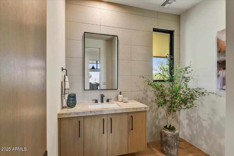 39878 N 105th Way, Scottsdale, AZ 85262