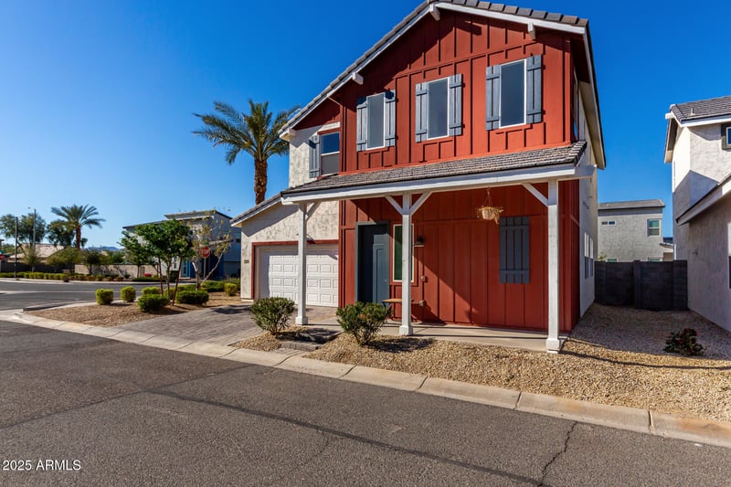 399 157th Ln, Goodyear, AZ 85338