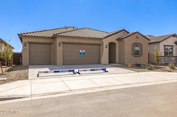 399 Flax Dr, San Tan Valley, AZ 85140