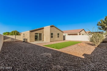 399 Pelipa Dr, San Tan Valley, AZ 85140