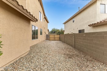 39912 Thunder Hills Ln, Phoenix, AZ 85086