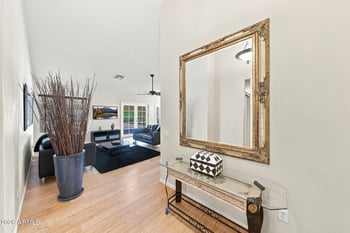 3992 N 14th St, Phoenix, AZ 85014