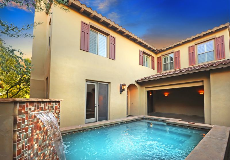 3993 E Robin Ln, Phoenix, AZ 85050