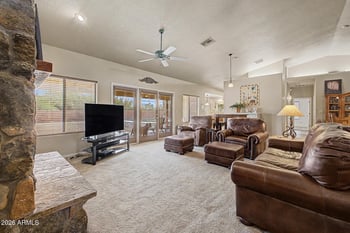 39949 Central Ave, Phoenix, AZ 85086