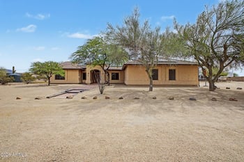 39949 Central Ave, Phoenix, AZ 85086
