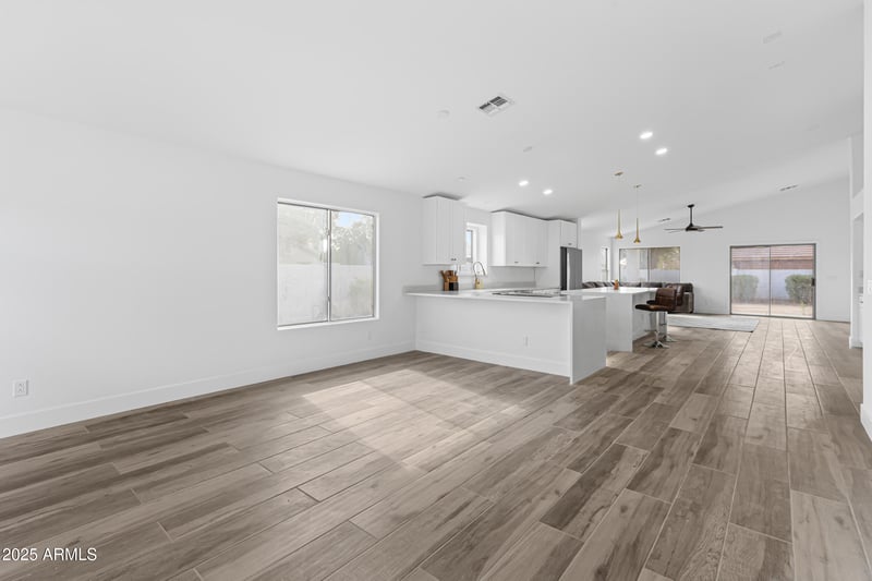 4 163rd Ln, Goodyear, AZ 85338