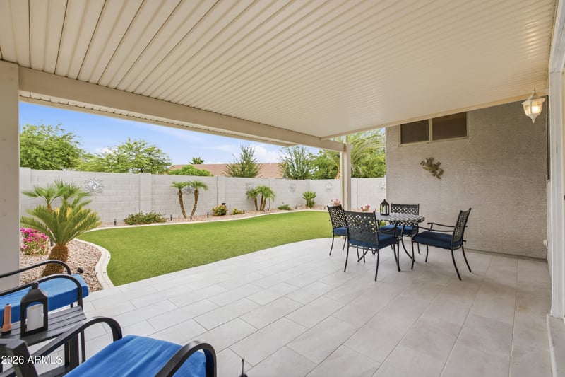 4 Mayfield Dr, San Tan Valley, AZ 85143