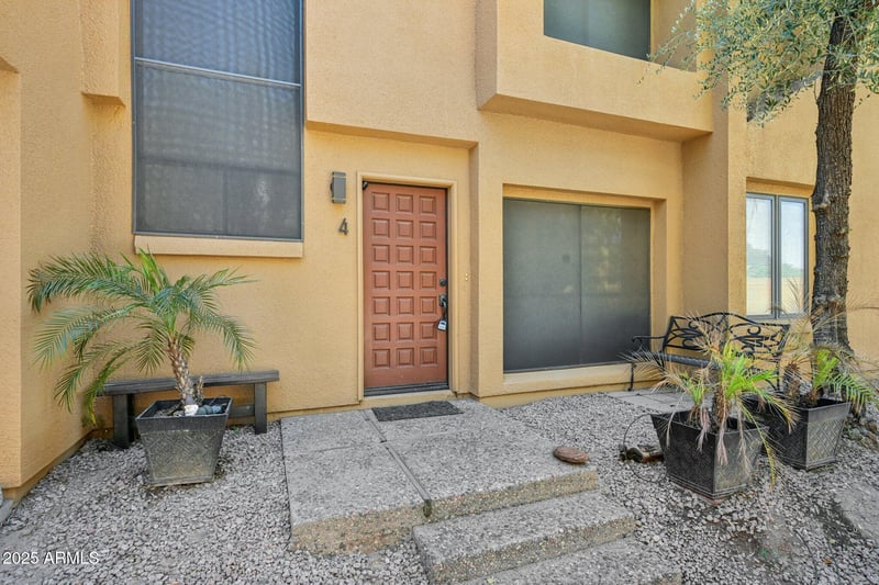 4 La Diosa Dr, Tempe, AZ 85282