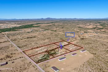 4 Radford Rd #B, Wittmann, AZ 85361