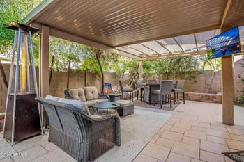 40 Sarah Ln, Tempe, AZ 85284