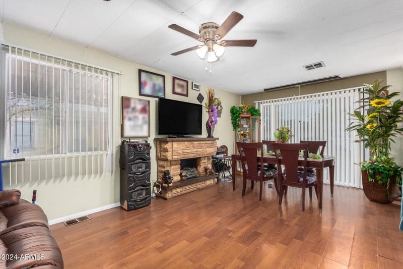 400 W Baseline Rd #251, Tempe, AZ 85283