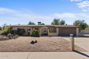 4001 Becker Ln, Phoenix, AZ 85028