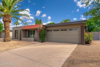 4001 Cannon Dr, Phoenix, AZ 85028