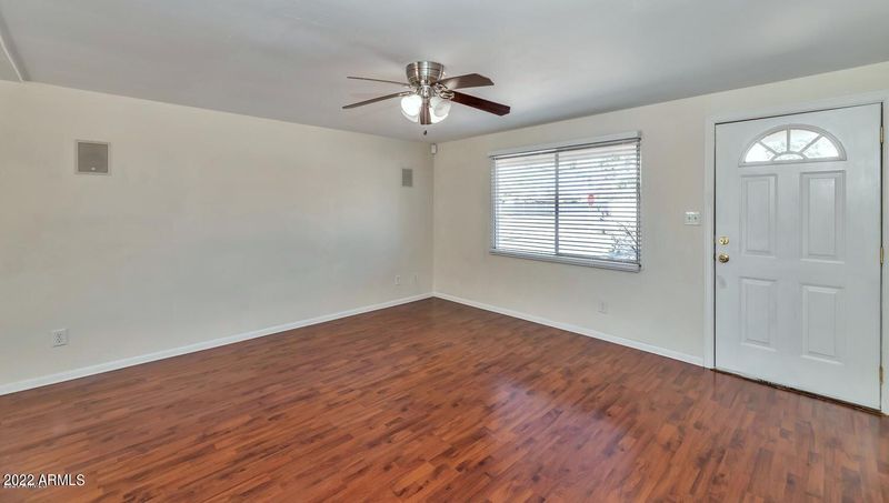 4001 E Hearn Rd, Phoenix, AZ 85032