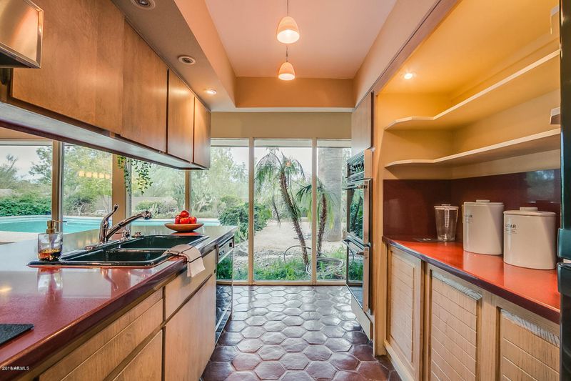 4001 E Keim Dr, Paradise Valley, AZ 85253