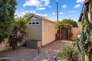 4001 33rd St, Phoenix, AZ 85018