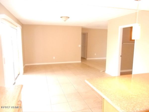 4001 W Seldon Ln, Phoenix, AZ 85051