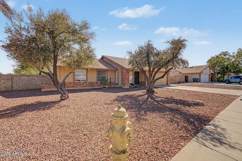 4001 Villa Rita Dr, Glendale, AZ 85308
