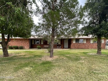 40011 Taylor St, San Tan Valley, AZ 85140