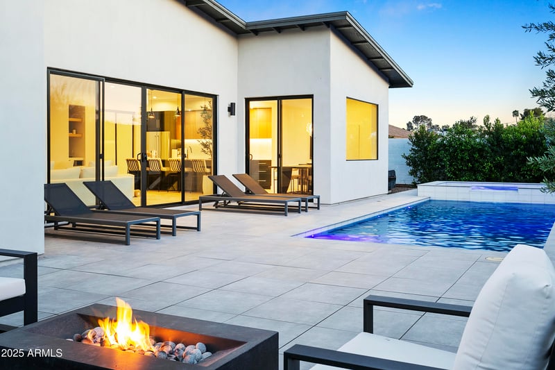 4002 33rd Pl, Phoenix, AZ 85018