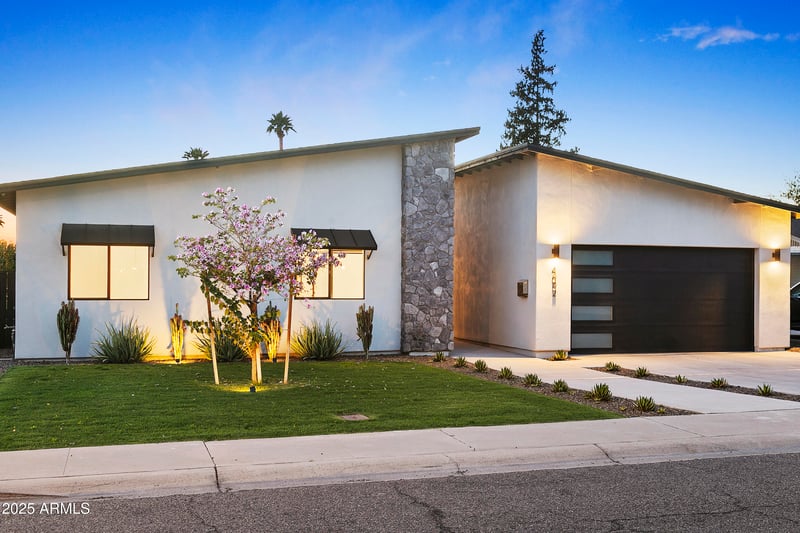 4002 33rd Pl, Phoenix, AZ 85018