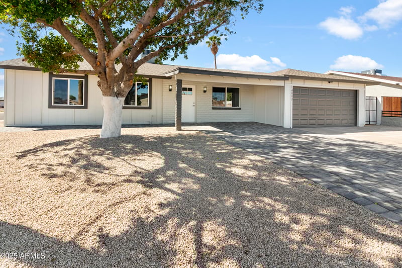 4002 86th Dr, Phoenix, AZ 85037