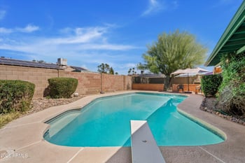 4002 Altadena Ave, Phoenix, AZ 85029