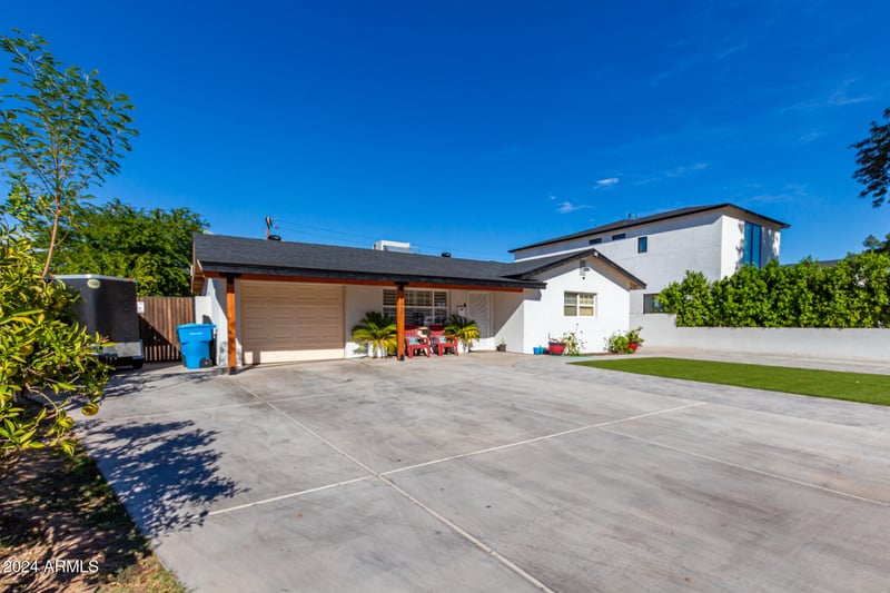 4002 Clarendon Ave, Phoenix, AZ 85018
