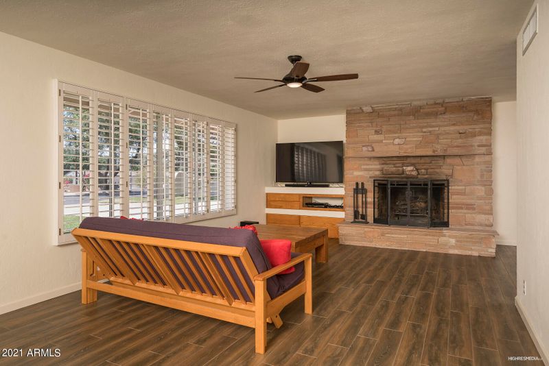 4002 E Elm St, Phoenix, AZ 85018