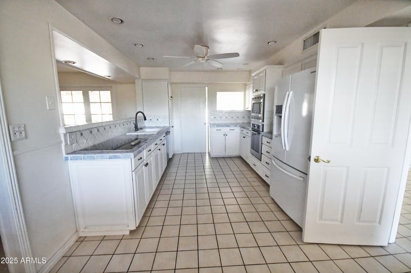 4002 Mcdonald Dr, Paradise Valley, AZ 85253