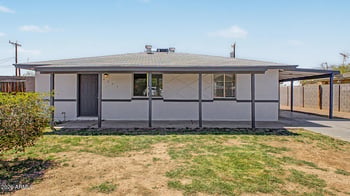 4002 64th Dr, Phoenix, AZ 85033