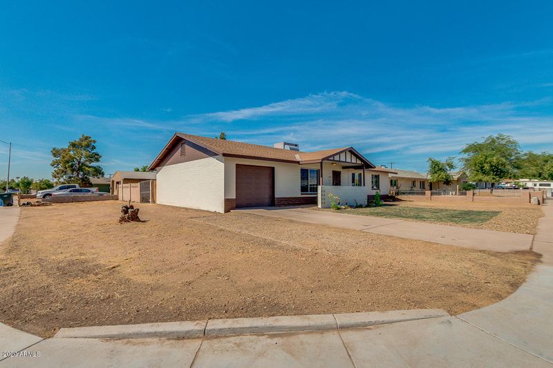 4002 N 75th Dr, Phoenix, AZ 85033