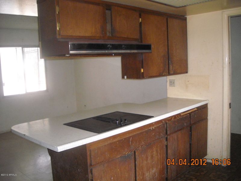 4002 W Solano Dr S, Phoenix, AZ 85019
