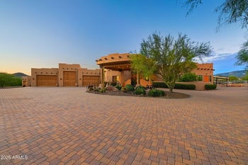 40025 N Spur Cross Rd, Cave Creek, AZ 85331