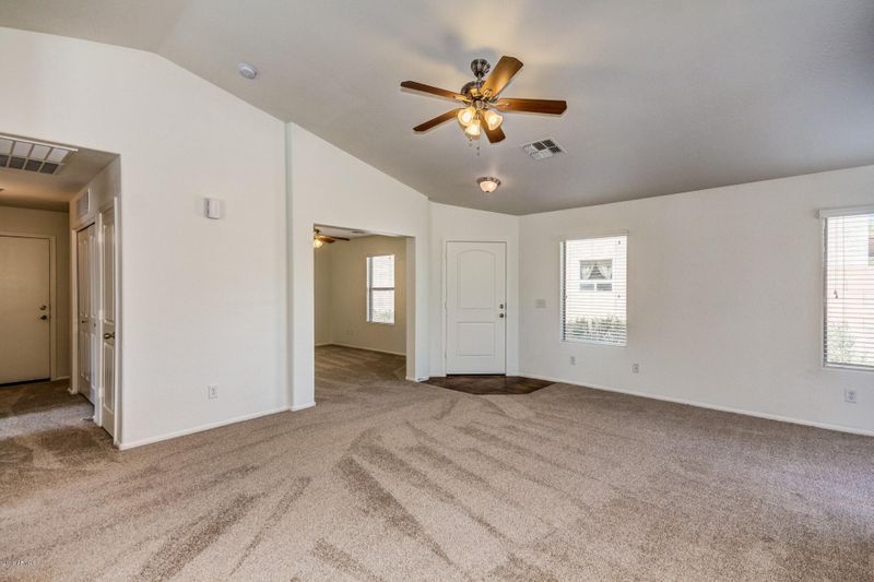 4003 E Rose Quartz Ln, San Tan Valley, AZ 85143