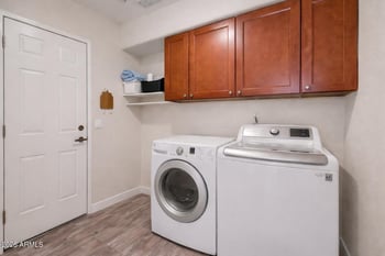 4003 Rose Garden Ln, Glendale, AZ 85308