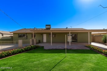 4004 Myrtle Ave, Phoenix, AZ 85051