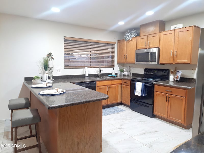 4004 Myrtle Ave, Phoenix, AZ 85051