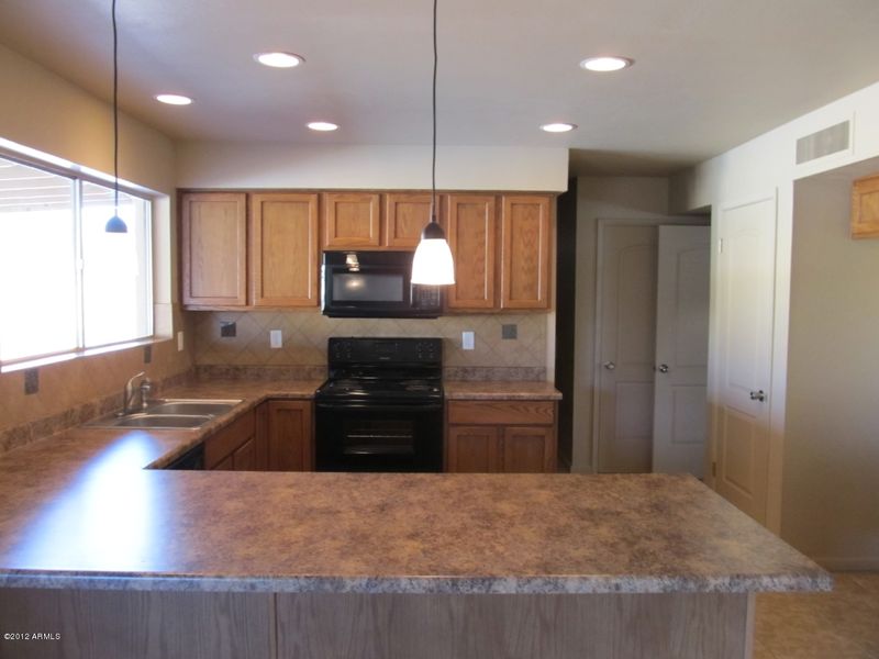 4004 W Palmaire Dr, Phoenix, AZ 85051