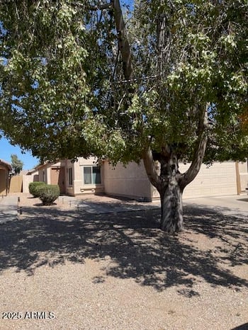 40047 Cassara Dr, San Tan Valley, AZ 85140