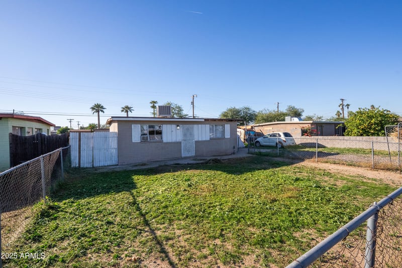 4007 Holly St, Phoenix, AZ 85009