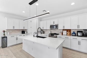 4007 N 101st Dr, Avondale, AZ 85392
